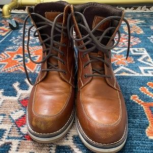 4/12$ or 3/$9 Bass Tyson Boots Size 10M